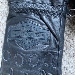 Harley Davidson women’s riding gloves size large